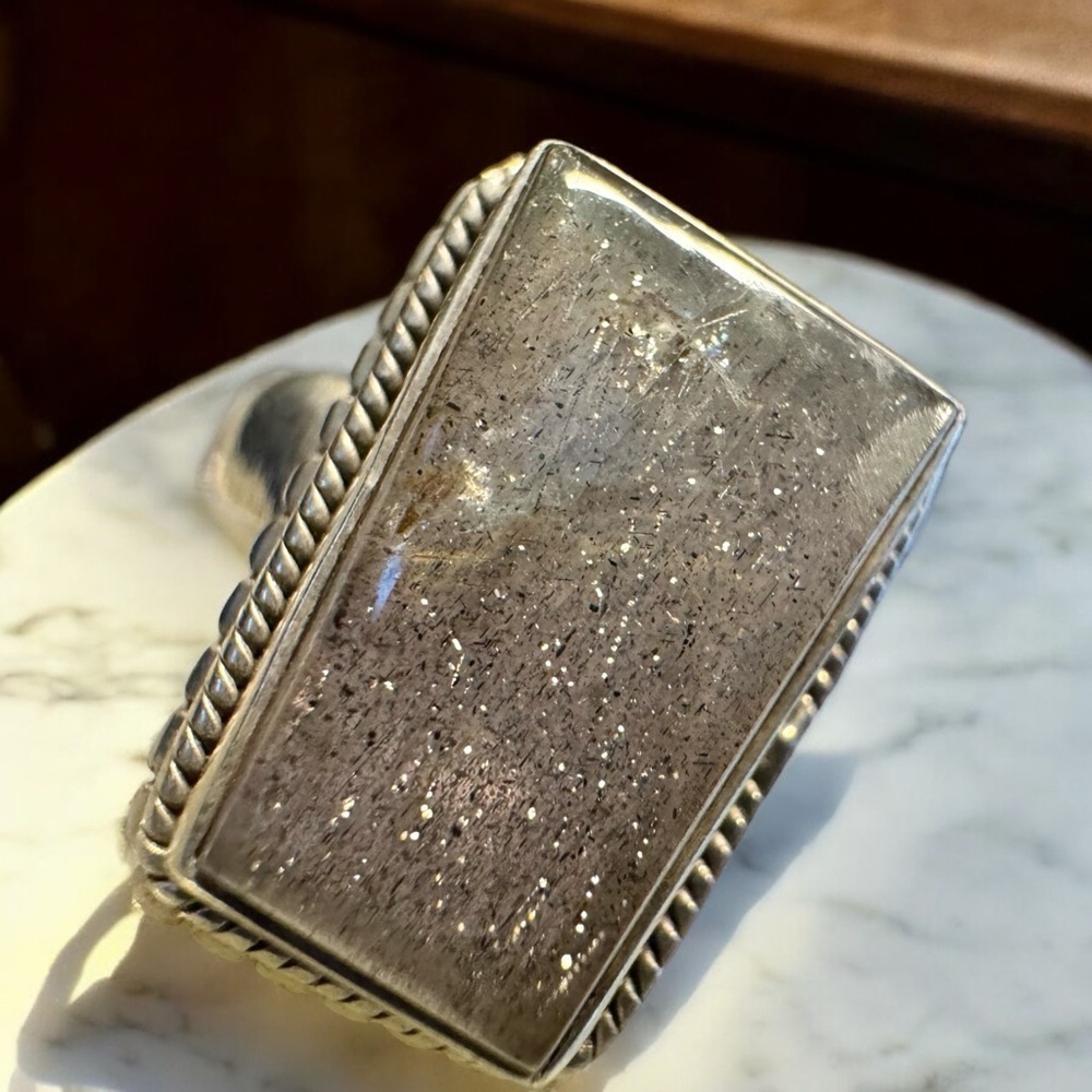 Flashy Labradorite Sterling Silver Ring (8.5) - Picture 5 of 8